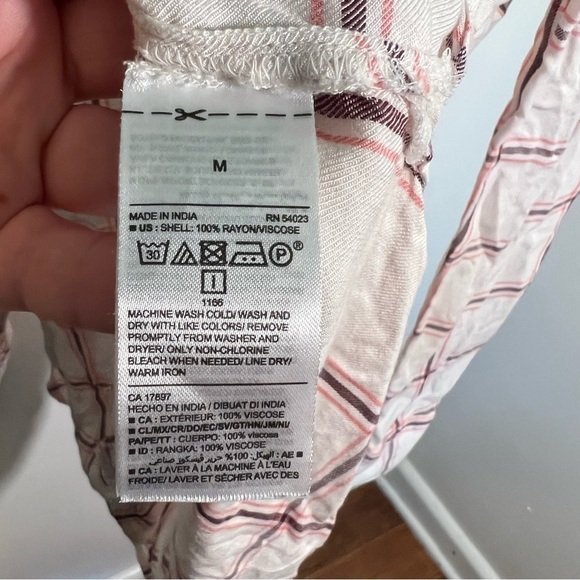 Old Navy Button Down Flannel Shirt Cream Plaid - Picture 11 of 11